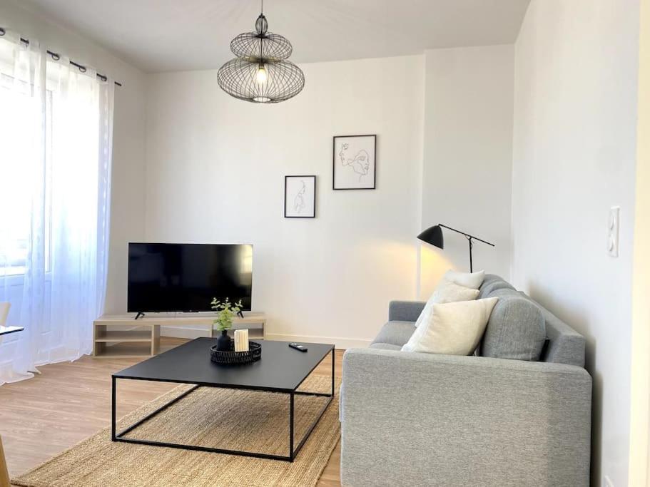 Ferienwohnung Le Dandy-Proche Centre-Neuf Châteauroux Exterior foto